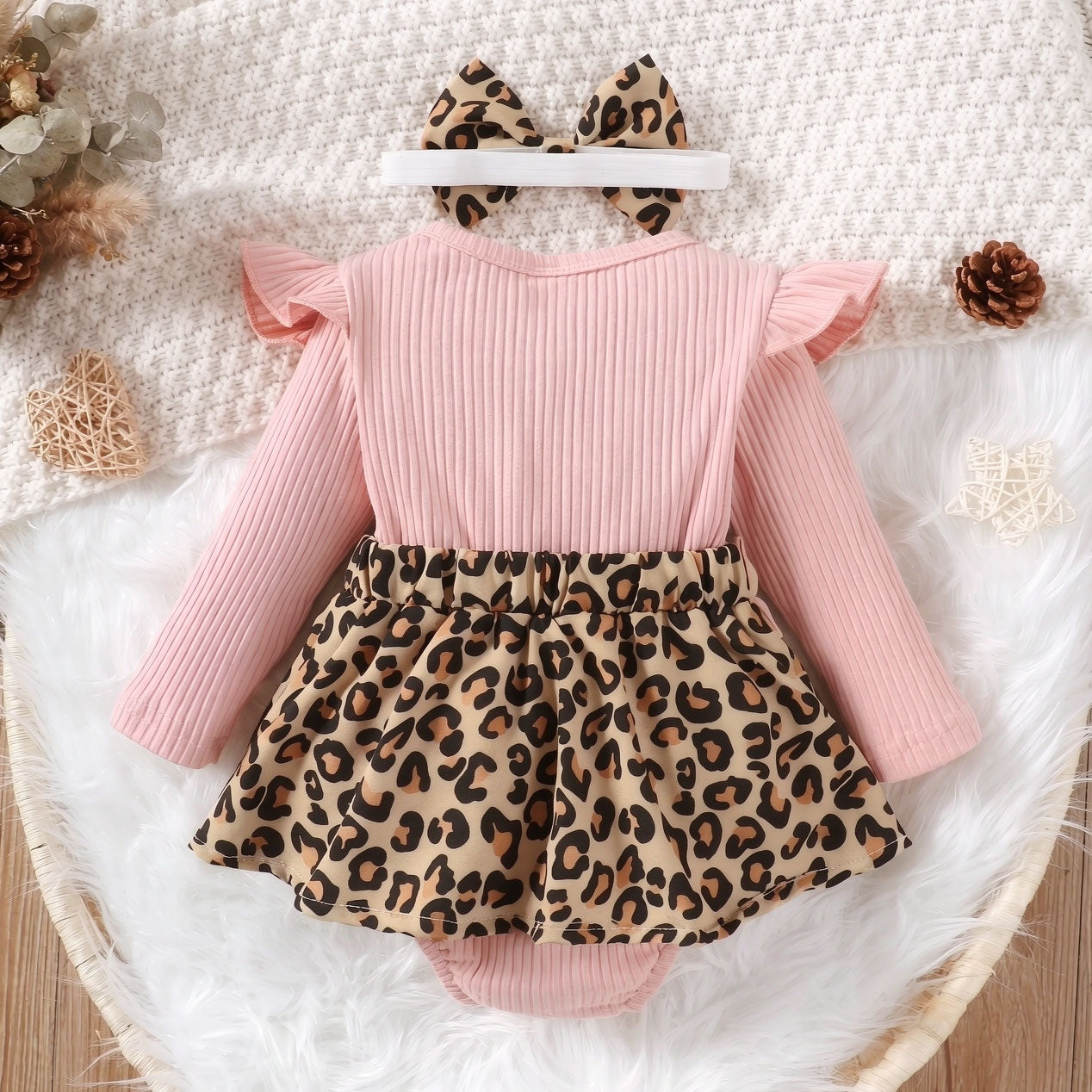 2PCS Sweet Color-Blocked Leopard Printed Long Sleeve Baby Romper