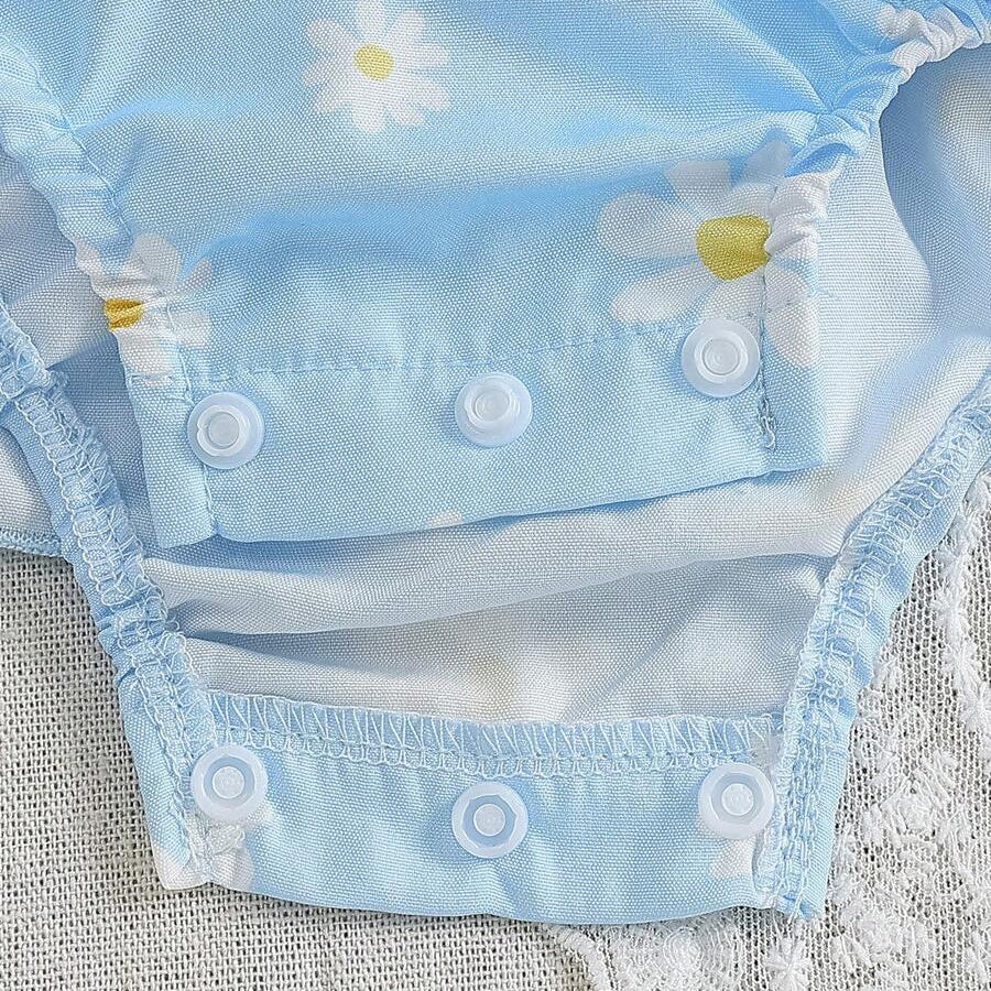 Sweet Daisy Print Flutter Sleeve Baby Girl Romper