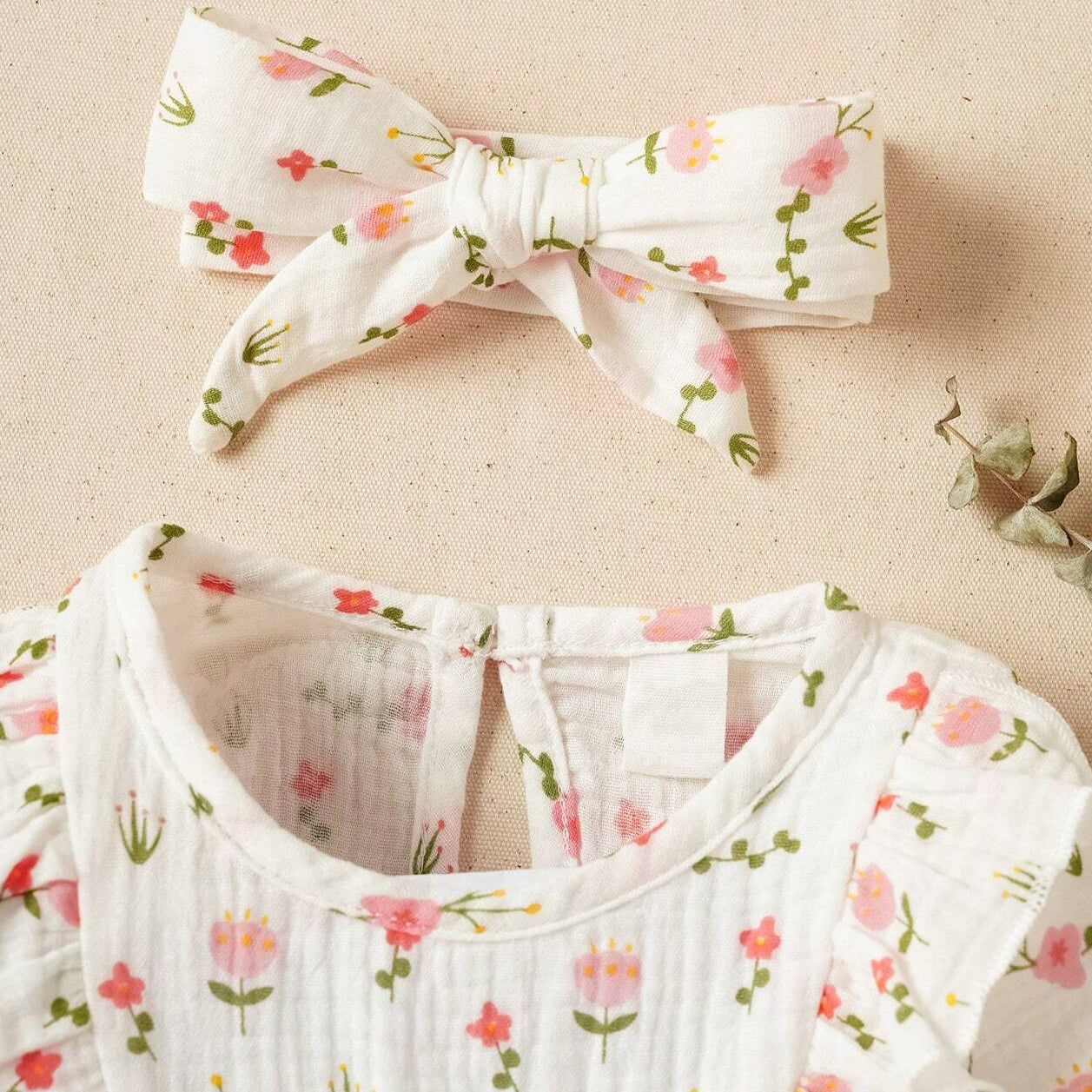 2PCS Casual Floral Printed Ruffled Bow Decoration Baby Jumpsuit