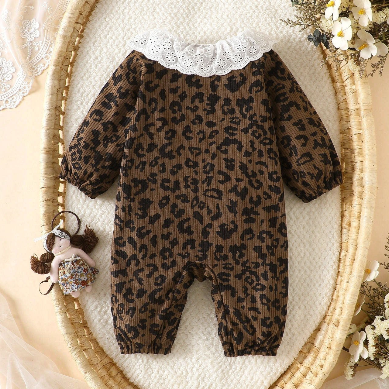 Refined Leopard Print Lace Long Sleeve Baby Girl Jumpsuit