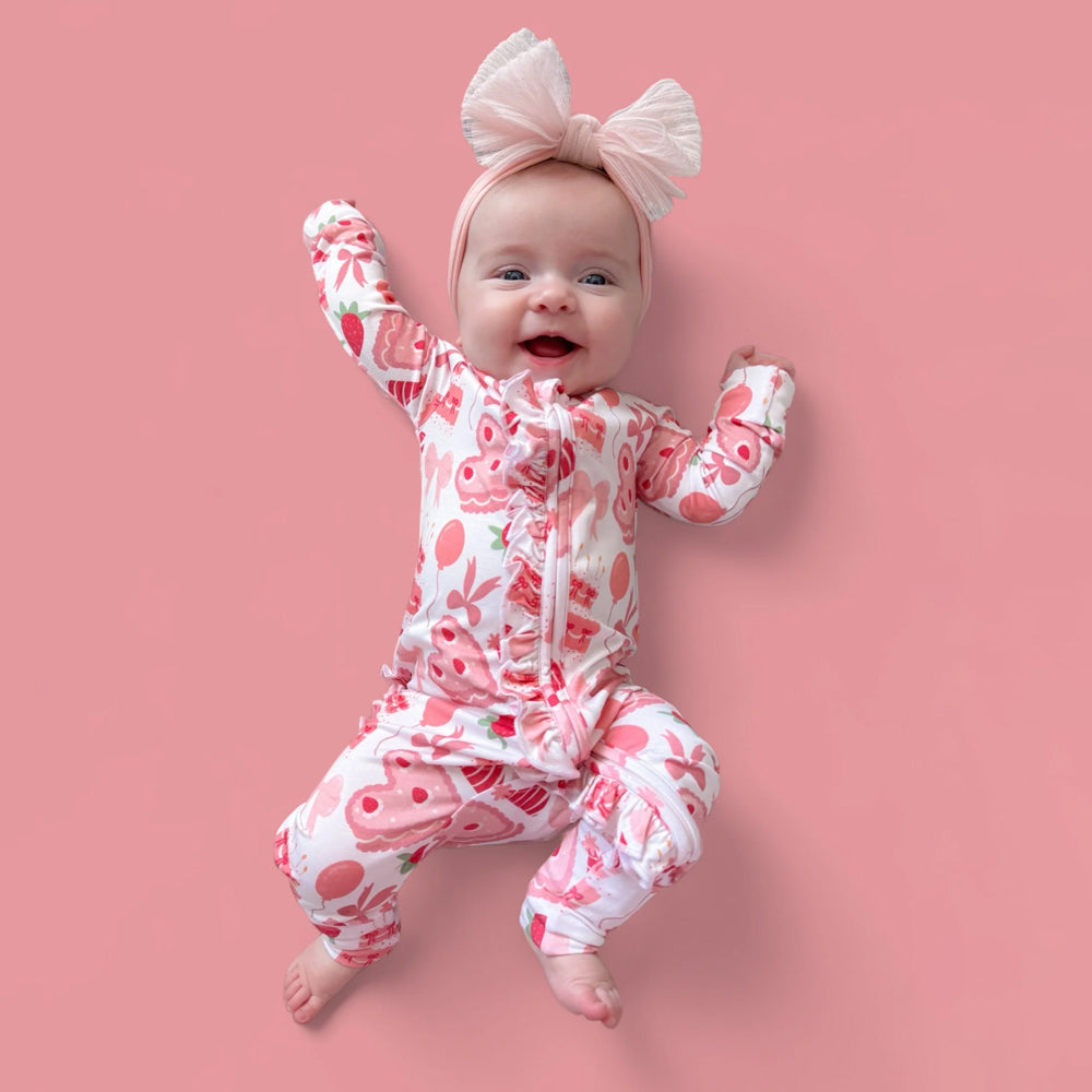 Cute Cake Bow Printed Zipper Baby Jumpsuit