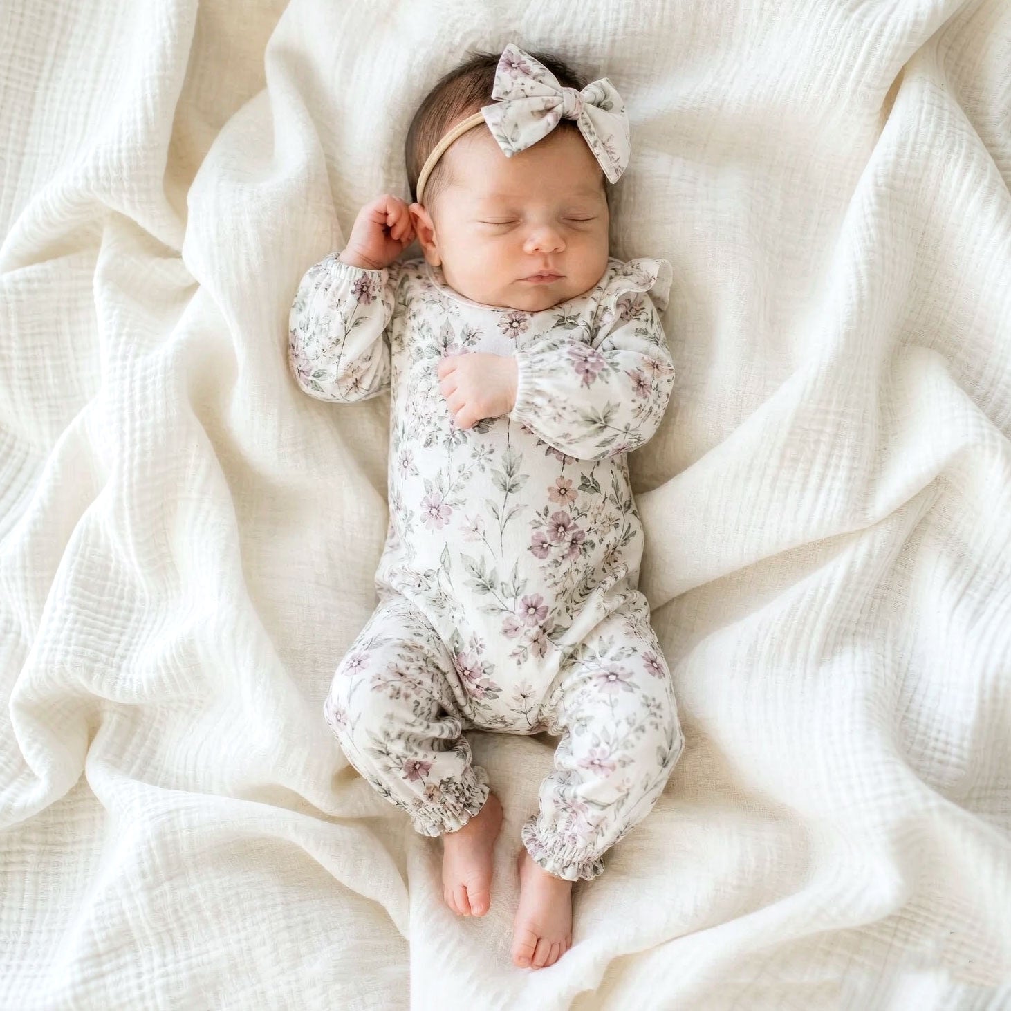 2PCS Refined Floral Printed Long Sleeve Baby Girl Jumpsuit