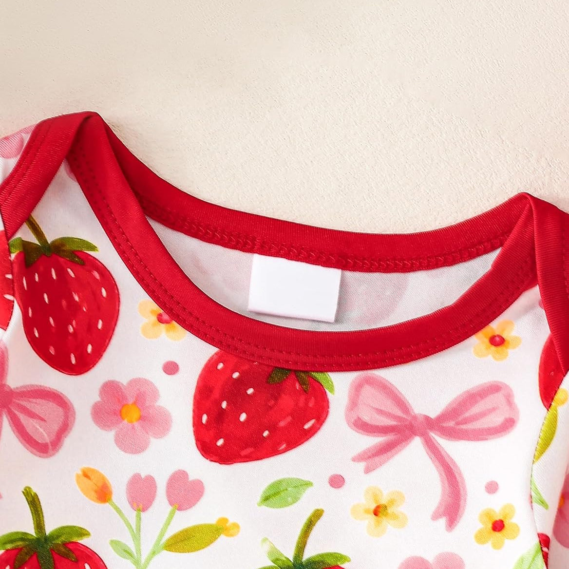 2PCS Timeless Strawberry Printed Long Sleeve Baby Jumpsuit