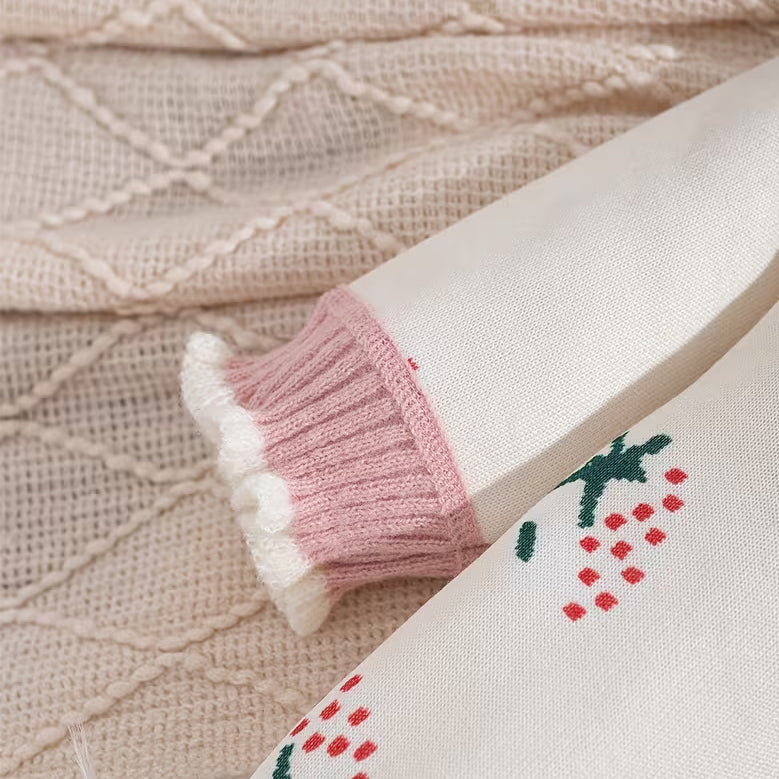 Lovely Strawberry Print Knit Long Sleeve Baby Girl Jumpsuit