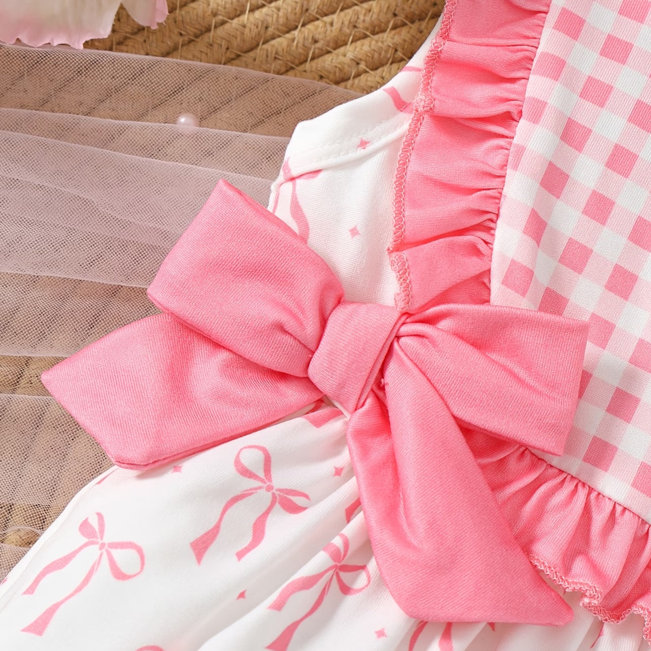 Sweet Bow and Plaid Print Sleeveless Baby Romper