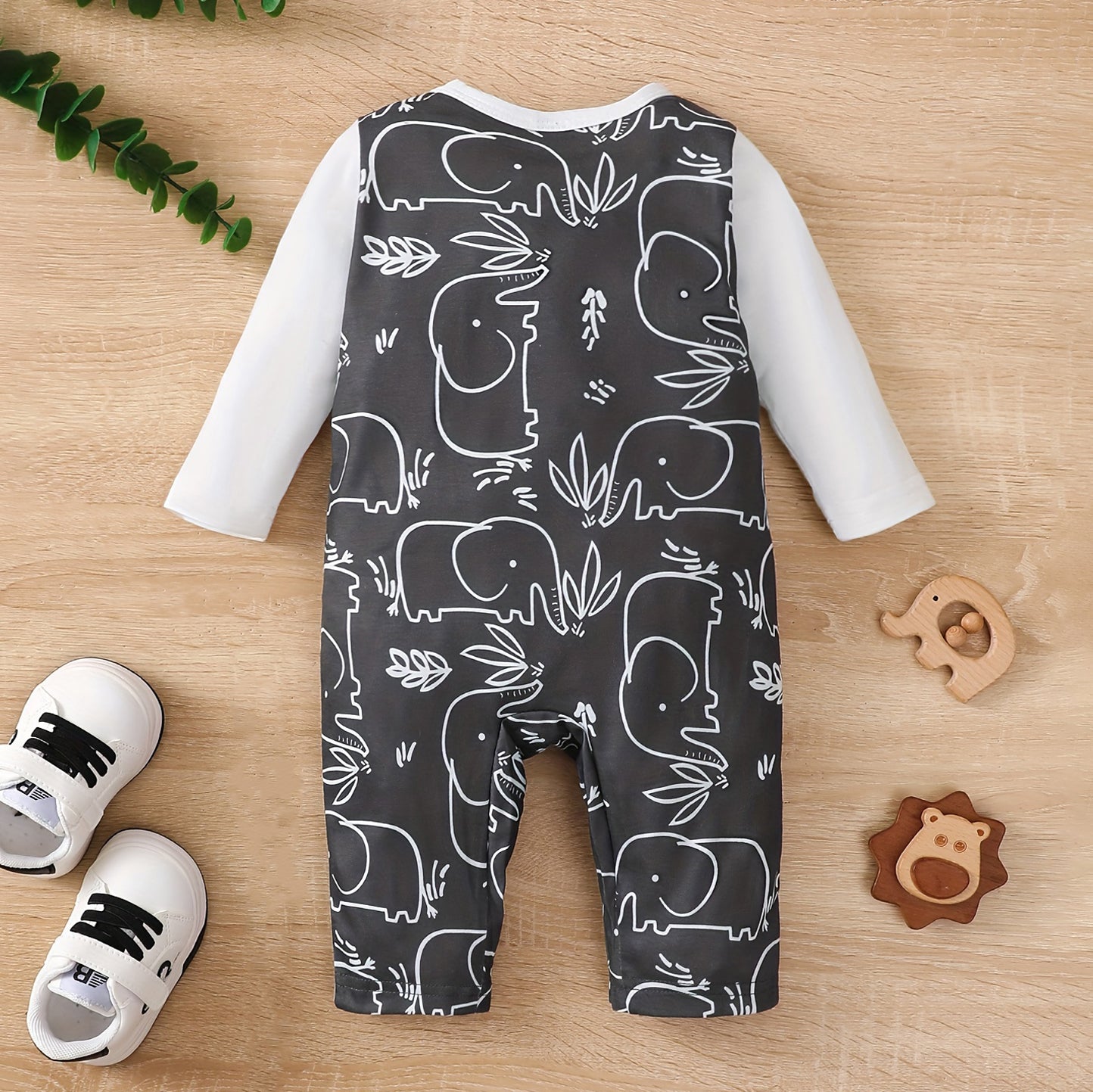 Cute Elephant Lines Printed Long Sleeve Baby Jumpsuit