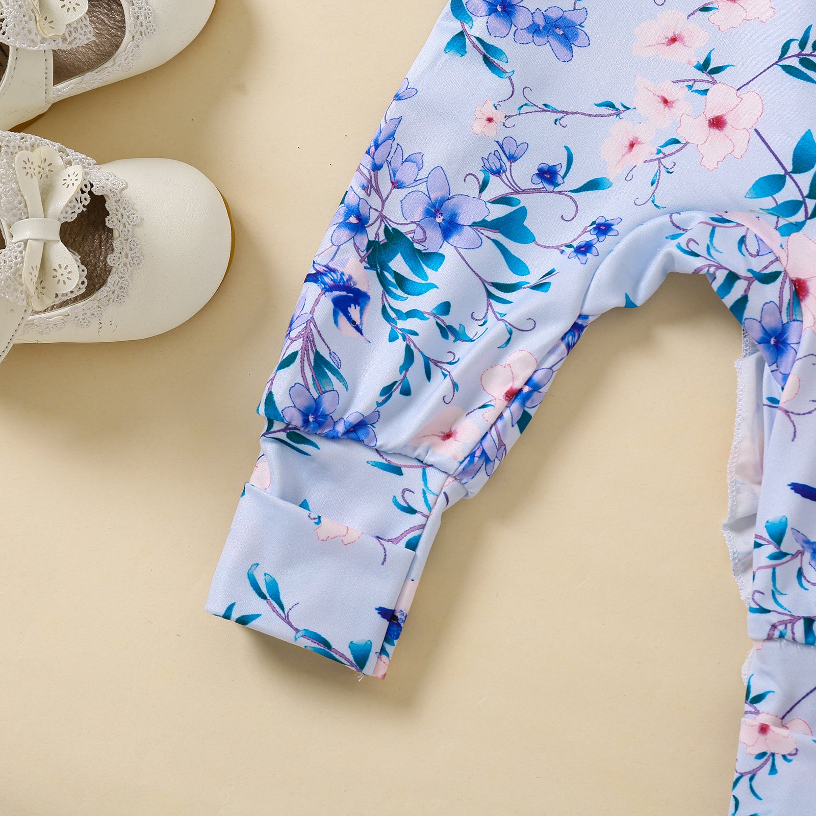 2PCS Pretty Floral Printed Long Sleeve Baby Jumpsuit