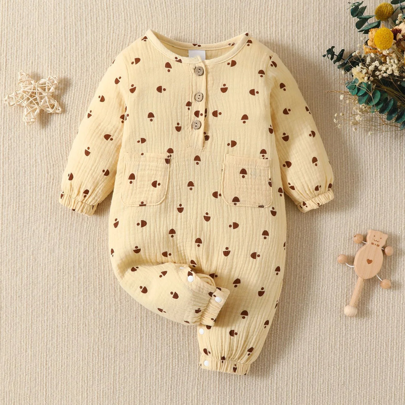 Lovely Mushroom Printed Long Sleeve Baby Jumpsuit