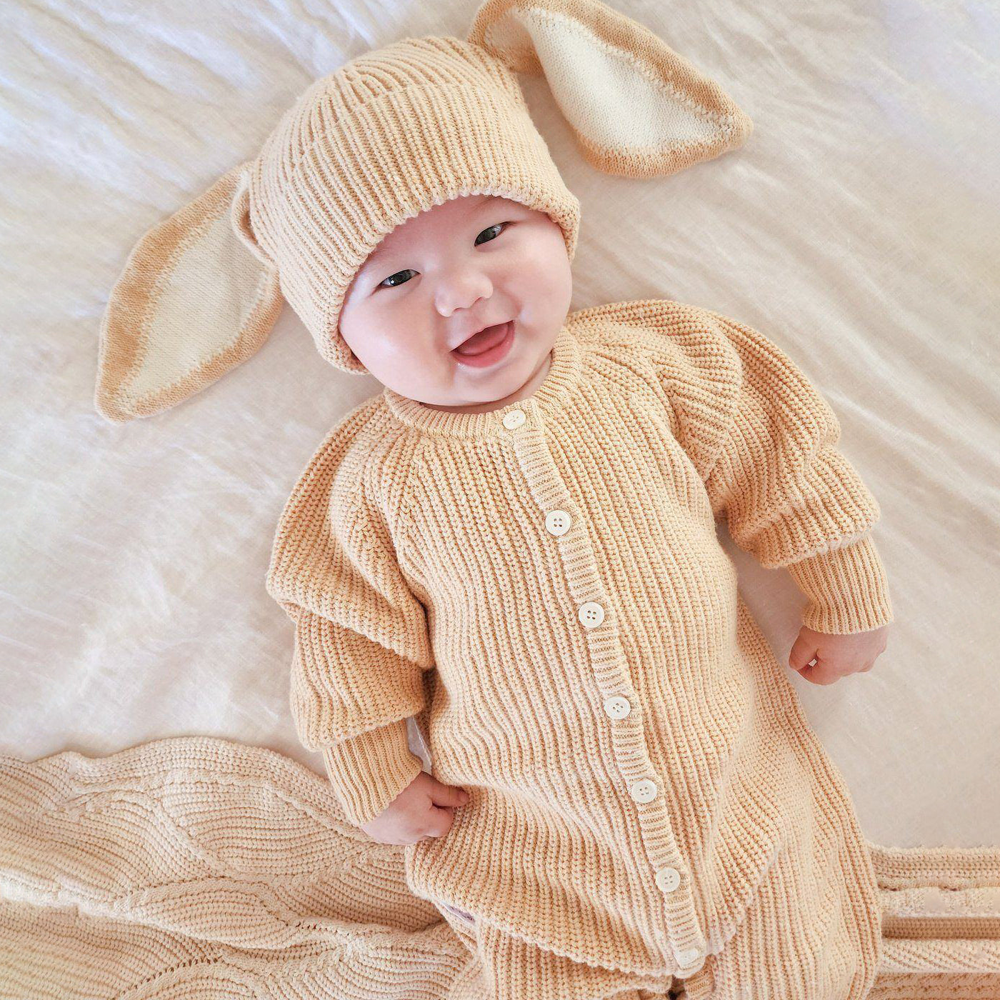 2PCS Rabbit Ears Hat Solid Color Knitted Long Sleeve Baby Jumpsuit