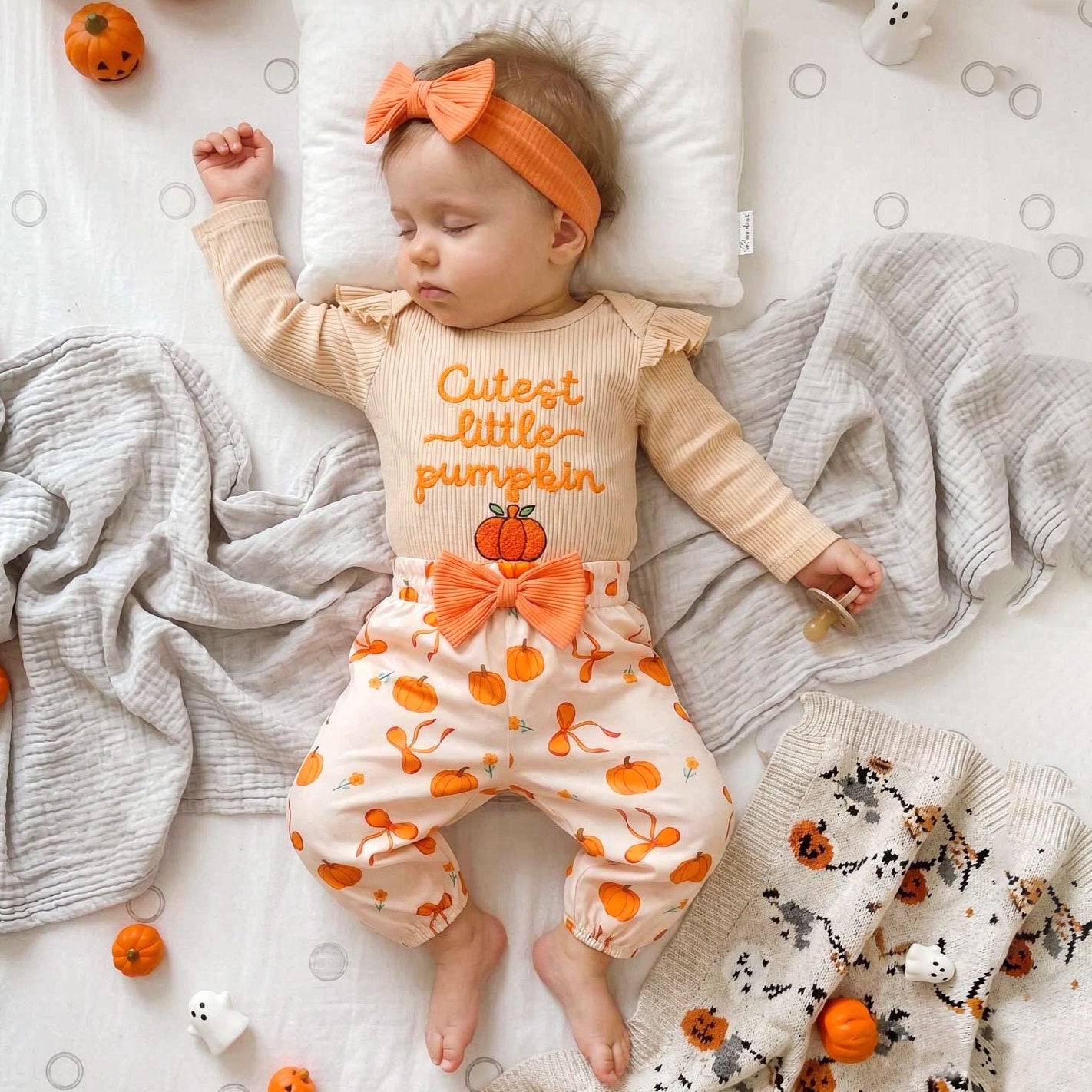 3PCS Halloween Letter Appliqué Pumpkin and Bow Printed Baby Set