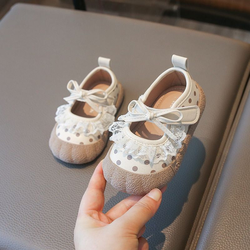 Sweet Lace Bow Polka Dot Hook And Loop Baby Shoes