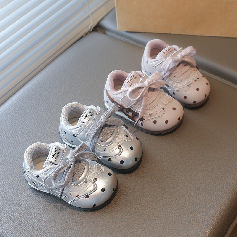 Cute Lace Polka Dot Hook And Loop Baby Shoes