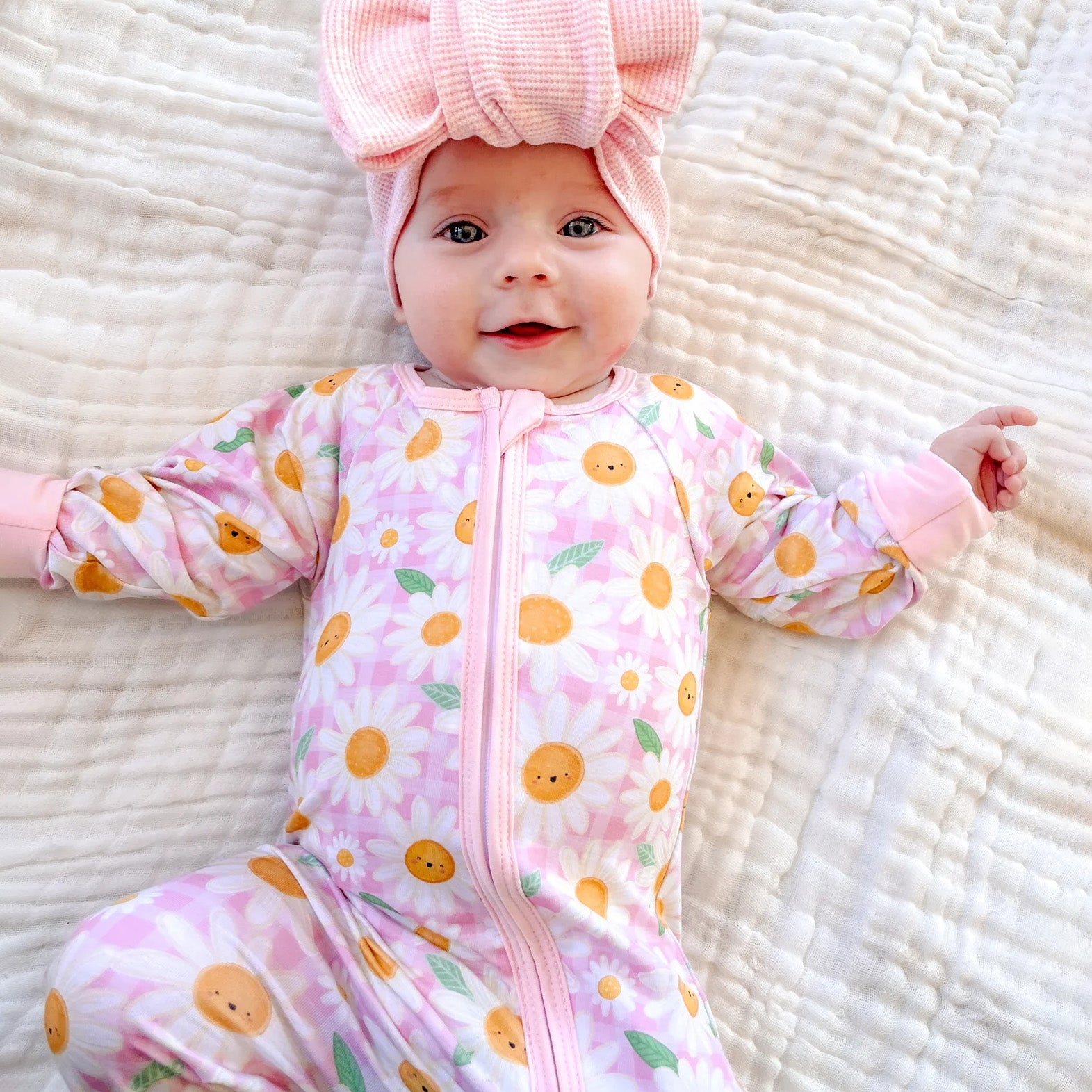 Lovely Daisy Print Long Sleeve Zipper Baby Jumpsuit