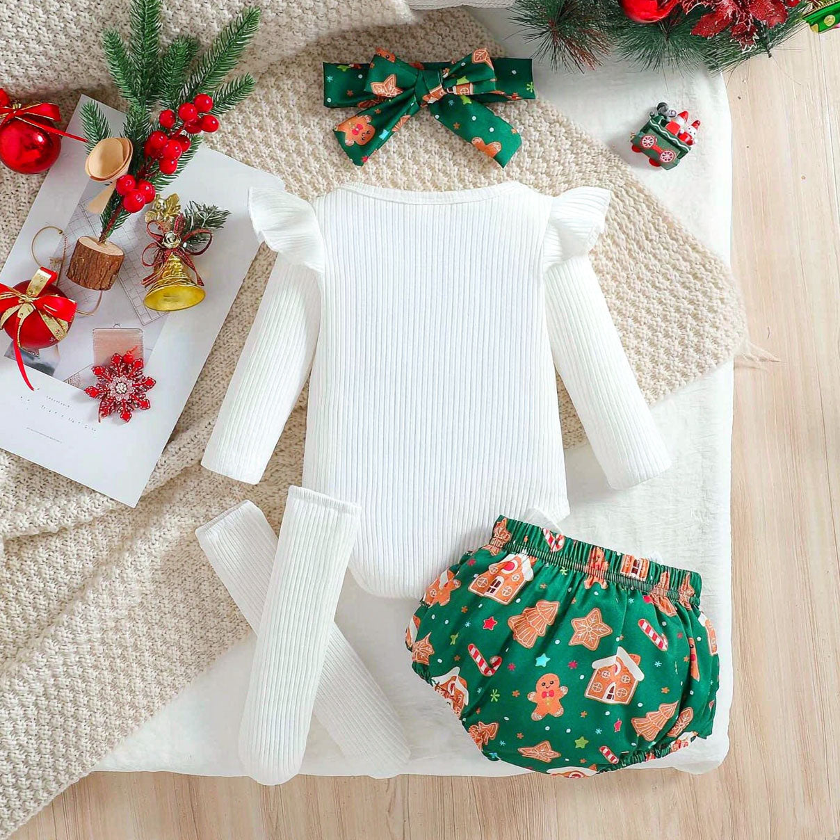 4PCS My 1st Christmas Letter Gingerbread Printed Baby Set