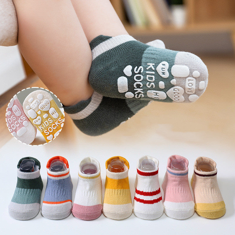 5 pares de calcetines antideslizantes de algodón cortos encantadores para bebé niño y niña