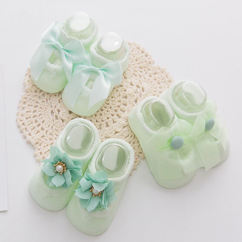 Paquete de 3 bonitos calcetines con lazo de flores en 3D para bebé niña