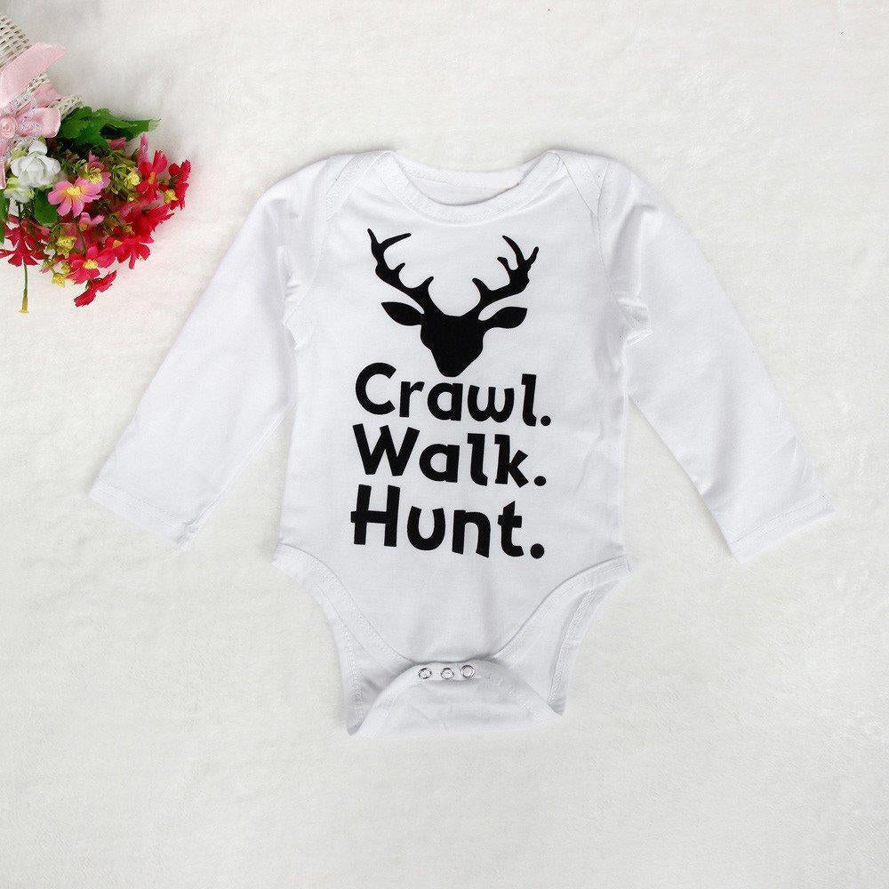 Conjunto de mameluco con pantalones y sombrero con estampado de ciervos para bebés y niñas