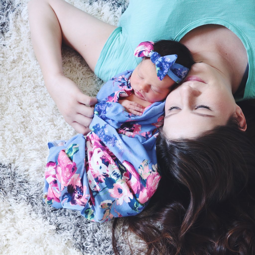 Conjunto de bebé con diadema y saco de dormir con estampado floral y flores para recién nacidos 