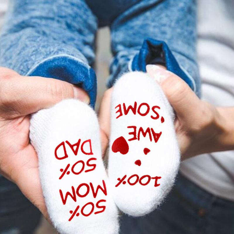 1 par de calcetines suaves con estampado de letras para bebé recién nacido, niño y niña