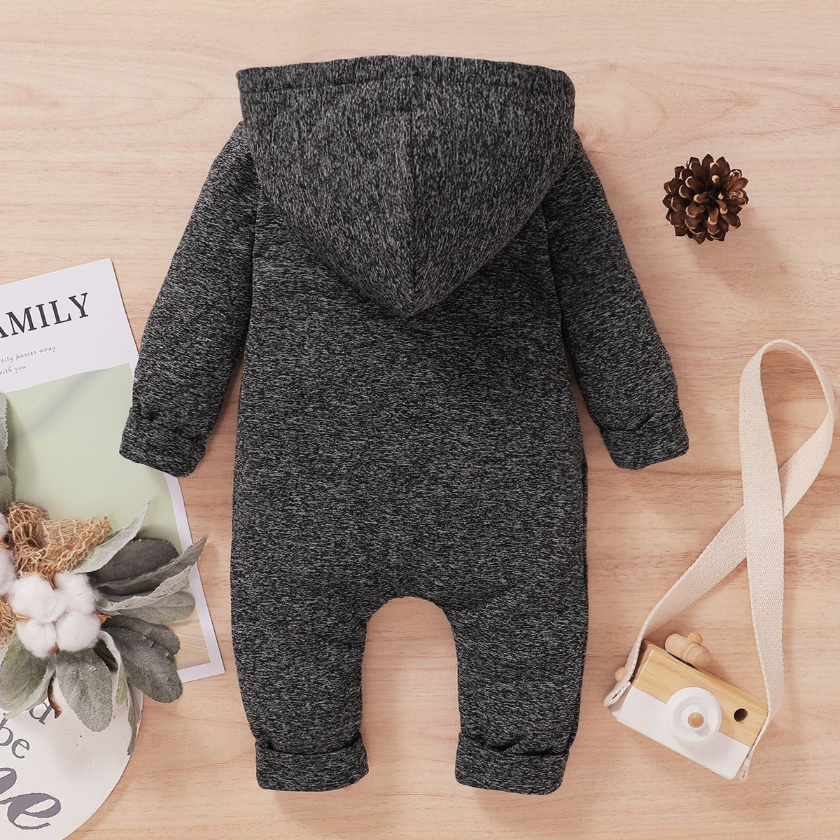 Automne et hiver belle combinaison à capuche pour bébé à manches longues imprimée gris foncé