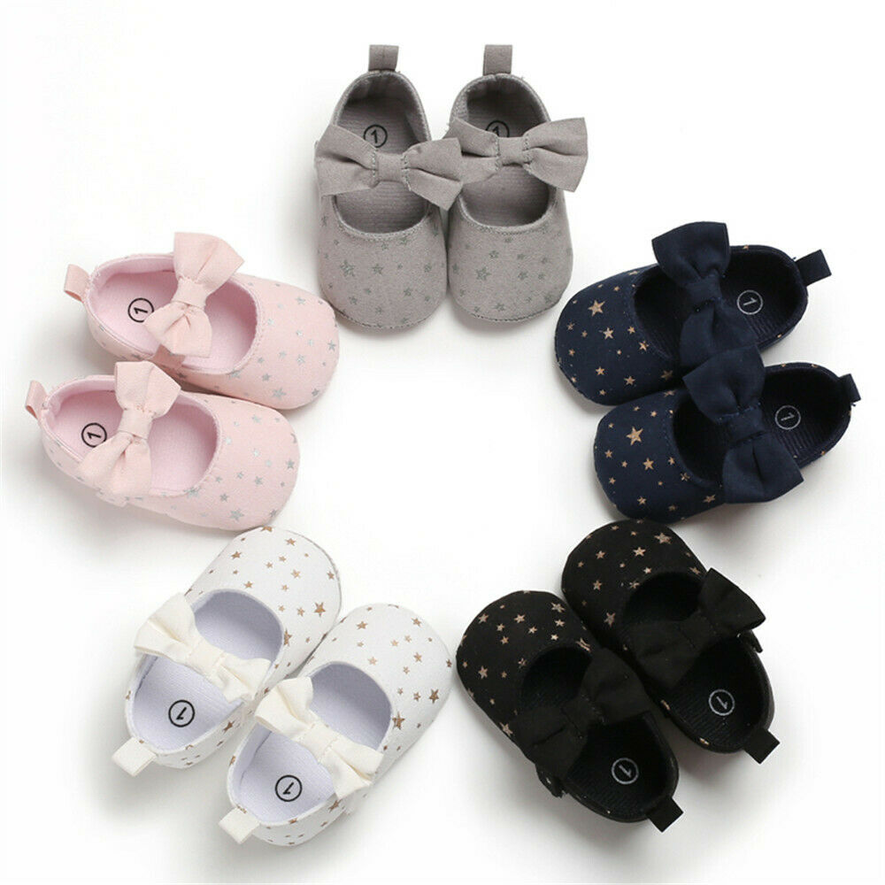 Jolies étoiles imprimées avec nœud papillon pour bébé, chaussettes de sol antidérapantes, chaussures