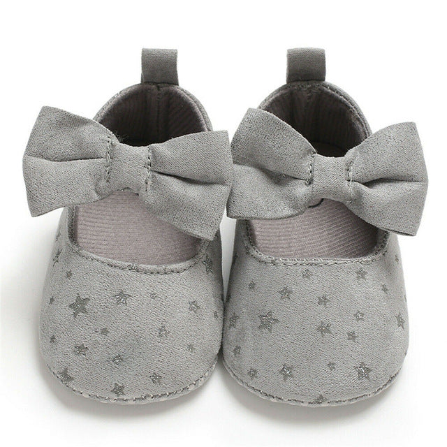 Jolies étoiles imprimées avec nœud papillon pour bébé, chaussettes de sol antidérapantes, chaussures