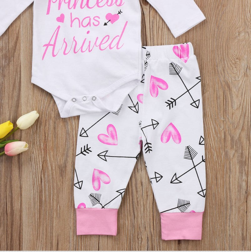 Top + pantalones + diadema con estampado de letras de princesa para bebé
